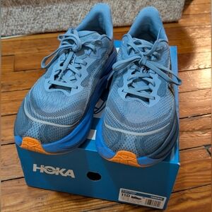Men's Hoka One One Skyflow Running Shoe Downpour Thunder Cloud Blue, Size 11D